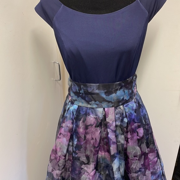 PROM // long dress - Picture 2 of 11